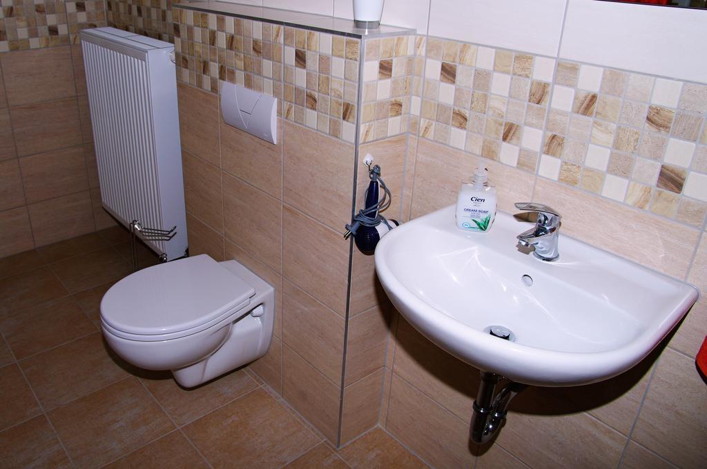 Apartment U Andela Dlouhá Ves Exteriör bild